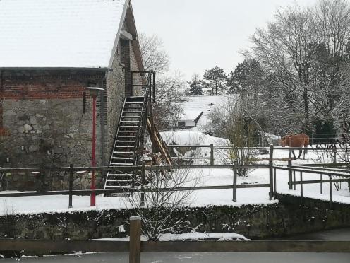L'écrin du Val de Sambre Bed and Breakfast Maubeuge Esterno foto